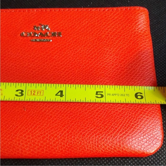 COACH WRISTLET Orange 6"X 4"  Pebble Leather / Tag / Mini Type - Picture 10 of 12